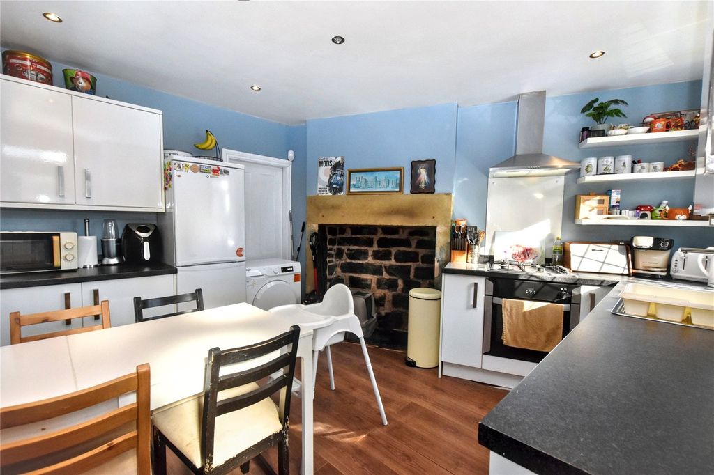 Property photo 3 of 10 Picture No. 01