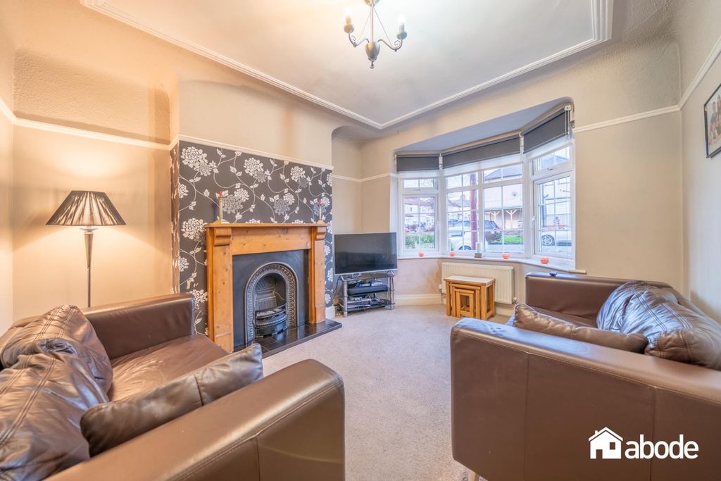 Property photo 2 of 19 Dsc02743-Hdr.Jpg