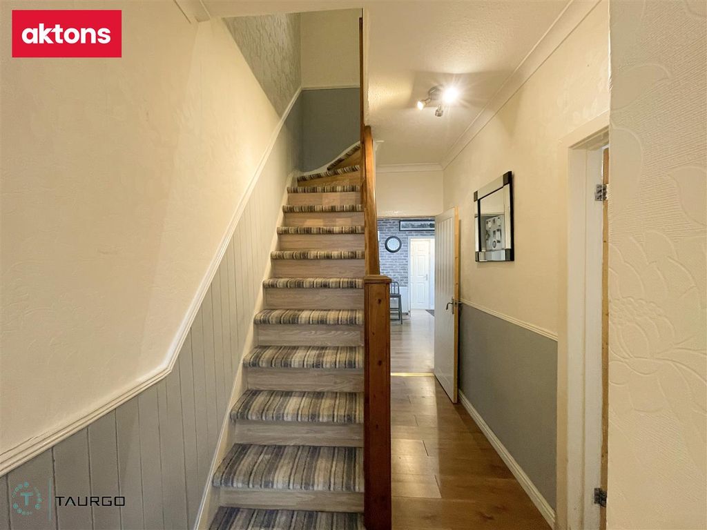 Property photo 2 of 26 Img_3212.Jpg