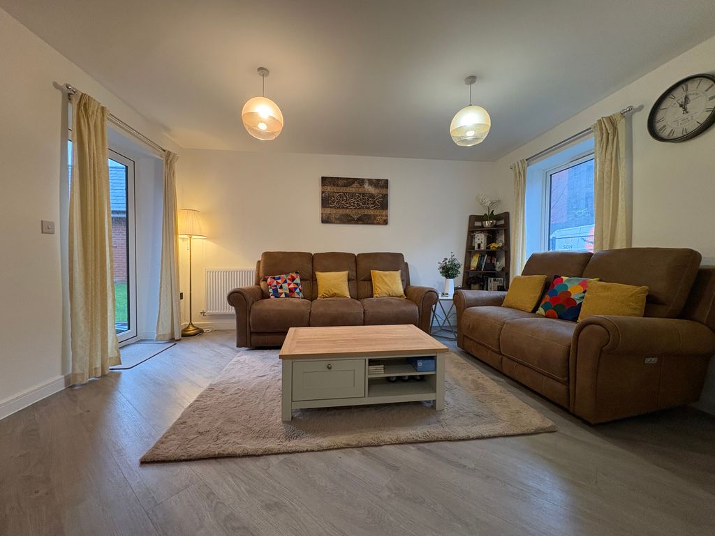 Property photo 2 of 19 Img_1673