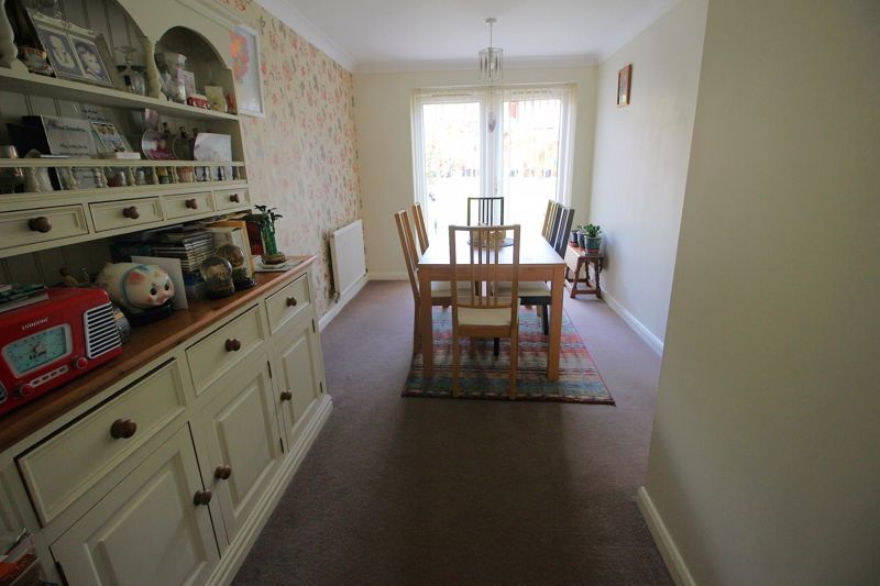 Property photo 3 of 18 Photo 9