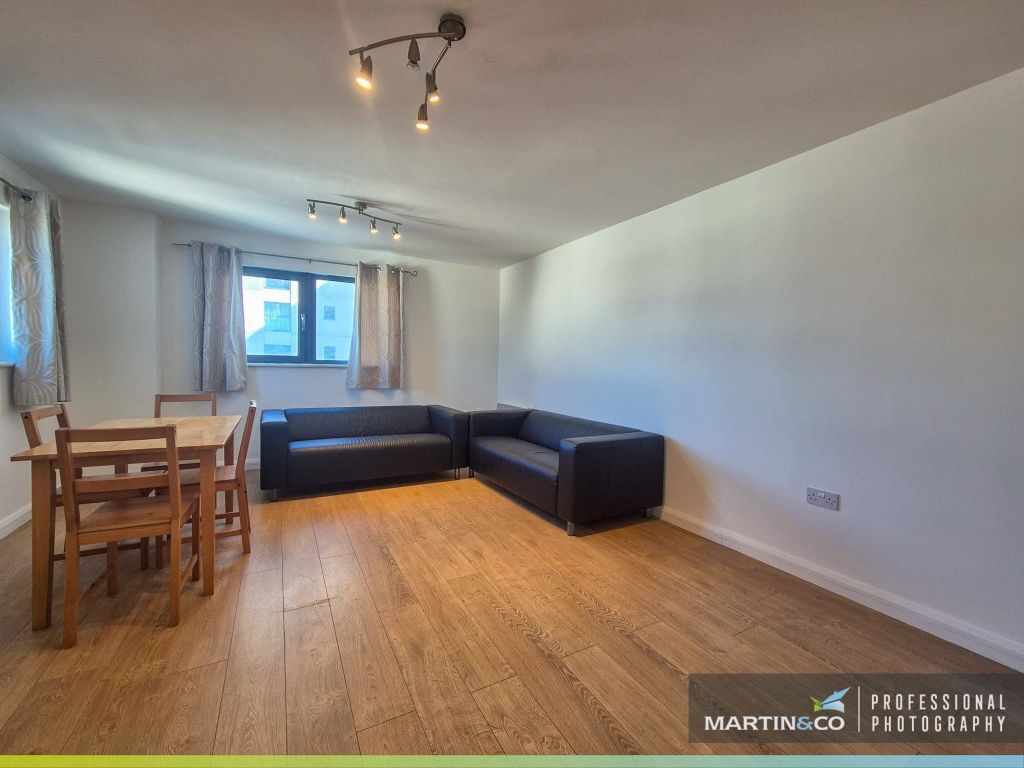 Property photo 2 of 18 1000051237