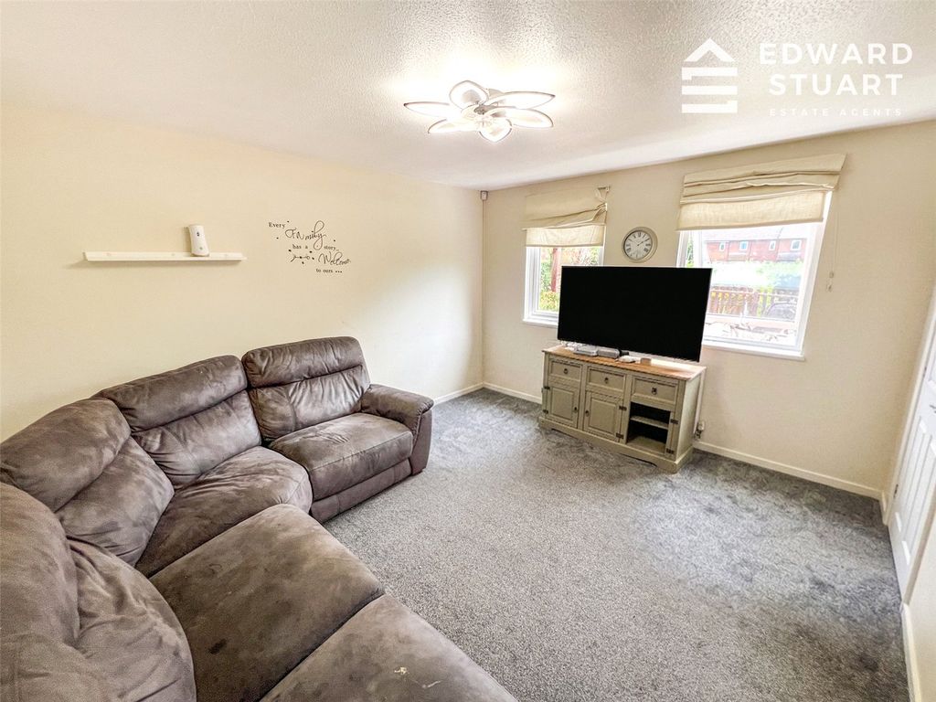 Property photo 2 of 8 Picture No. 04