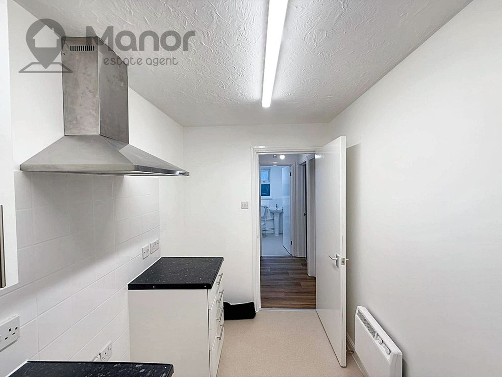 Property photo 2 of 14 Whatsapp Image 2025-10-10 At 15.58.04