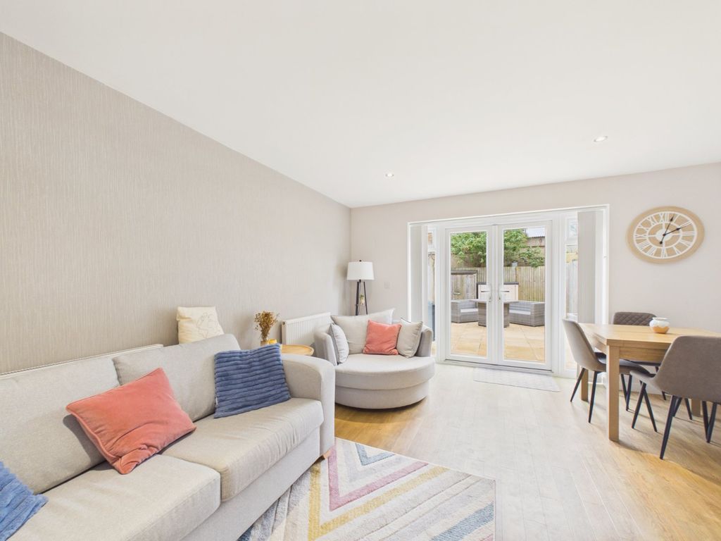 Property photo 3 of 15 Living Room