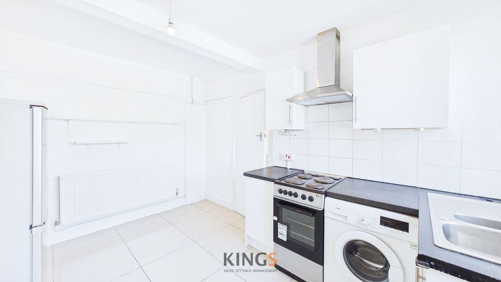 Property photo 2 of 13 Kitchen