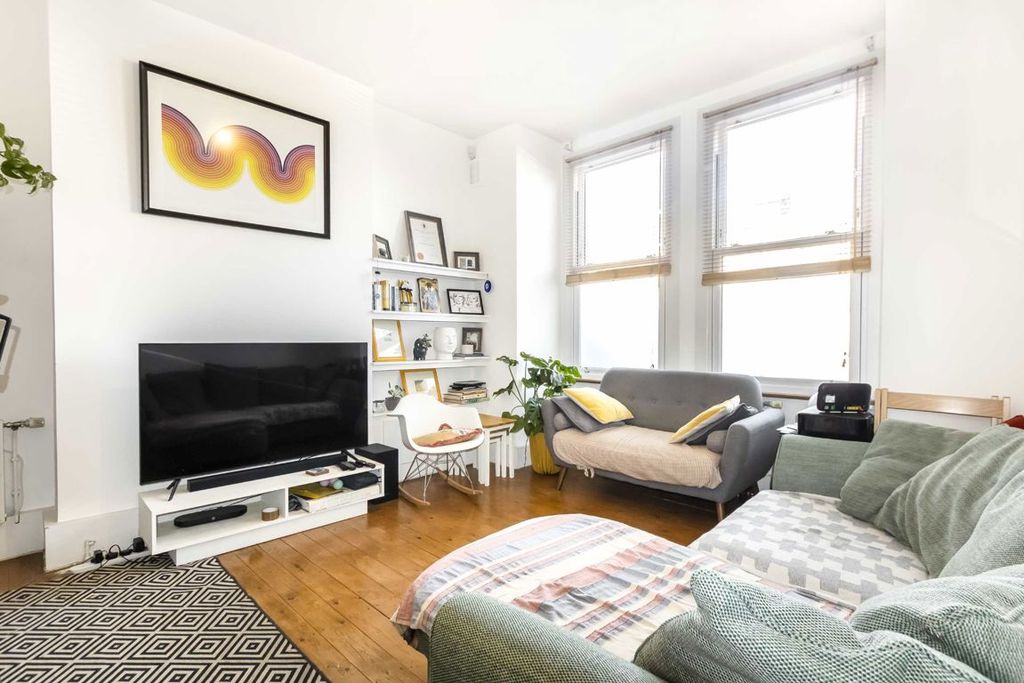 Property photo 2 of 5