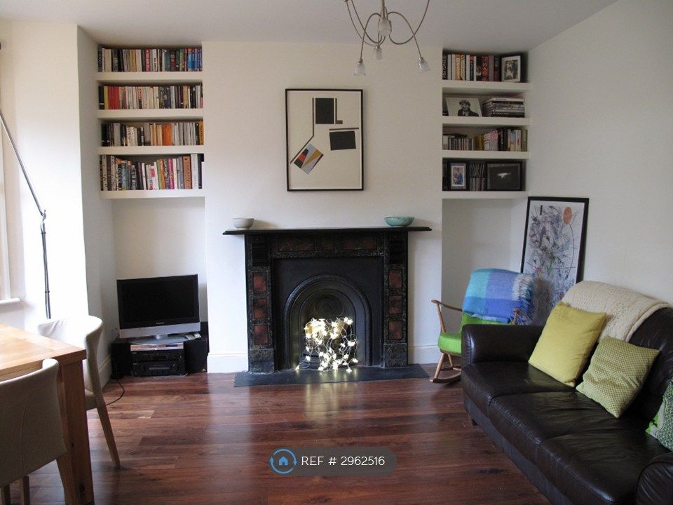 Property photo 2 of 9