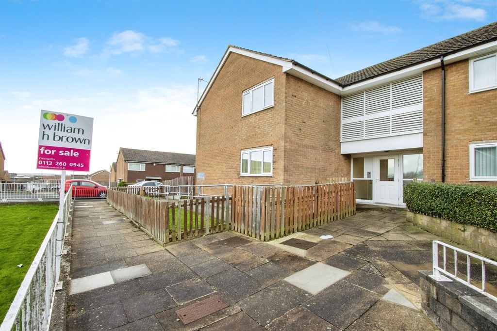 Property photo 1 of 9