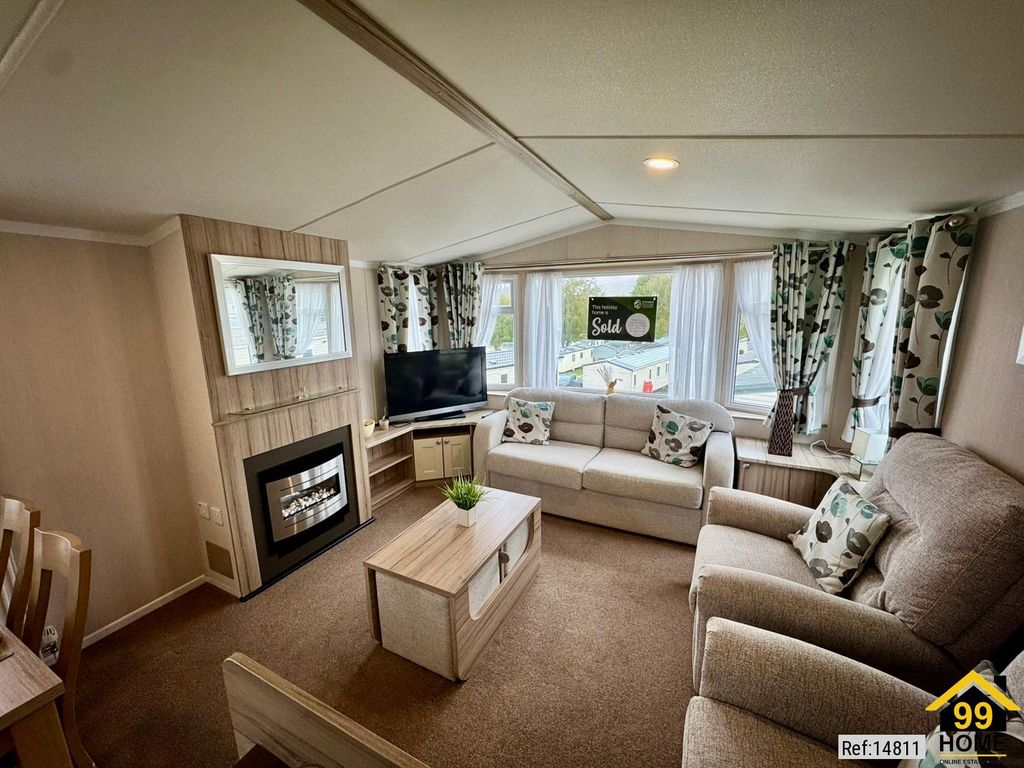 Property photo 3 of 11 Photo 2