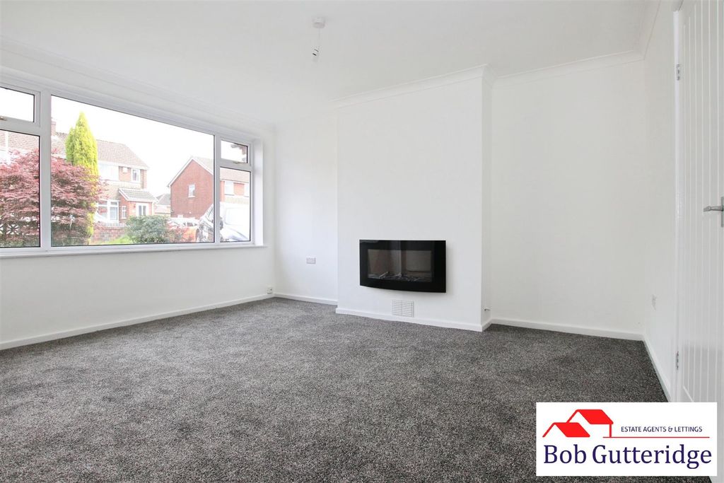 Property photo 2 of 19 Louinge