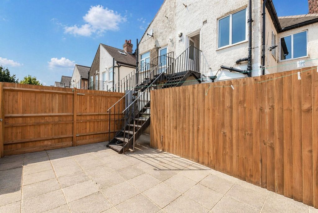 Property photo 2 of 15 Photo 21