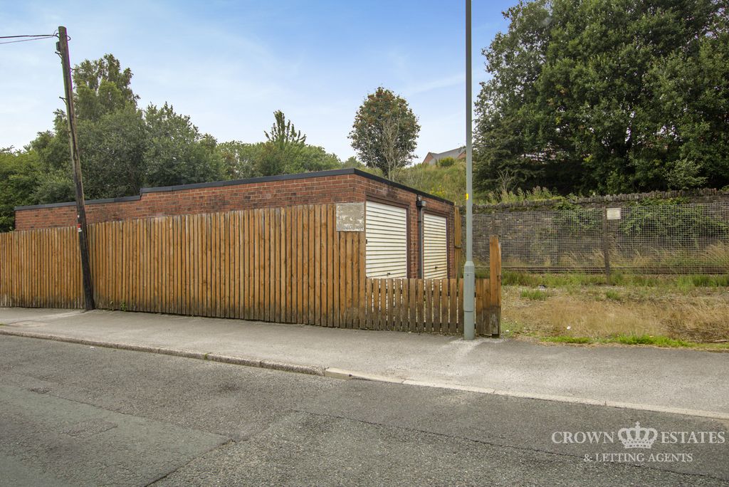 Property photo 2 of 4
