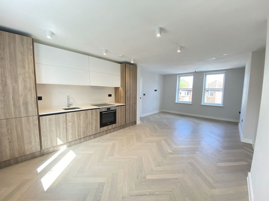 Property photo 2 of 14 Photo 5