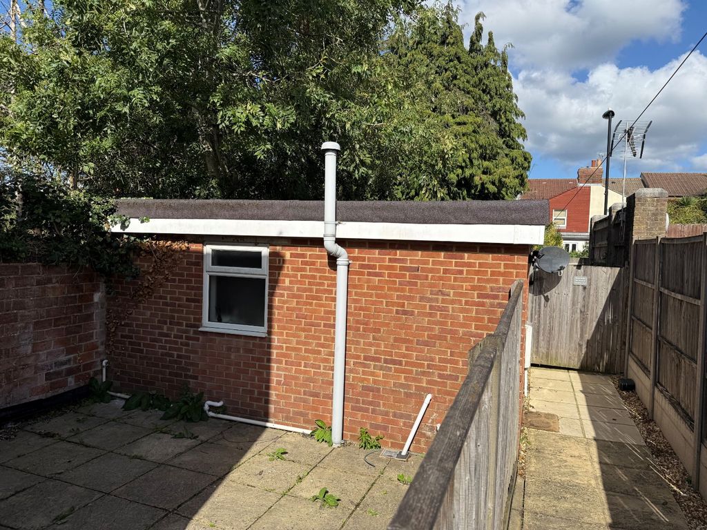 Property photo 1 of 10 Picture No. 11