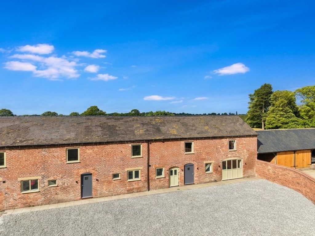 Property photo 1 of 3