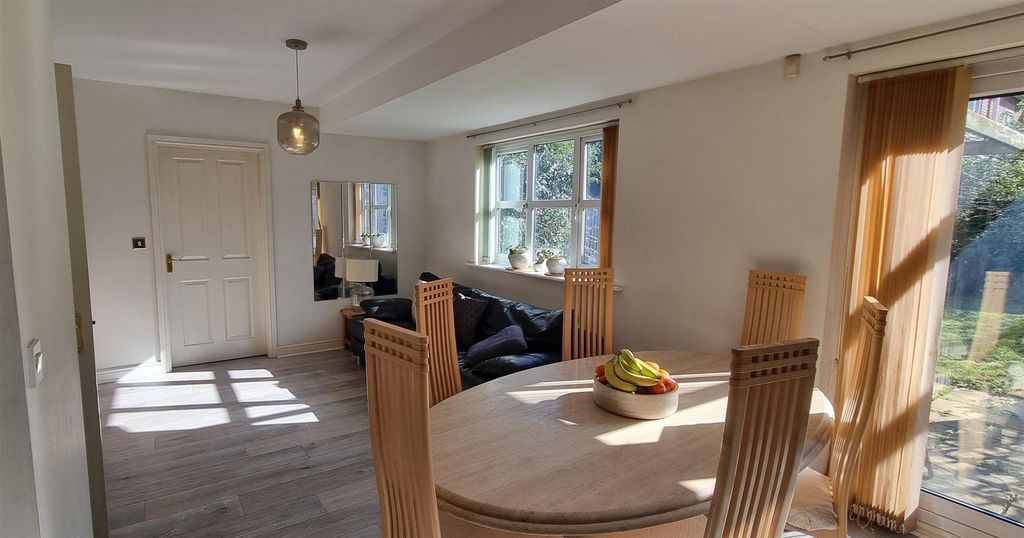 Property photo 2 of 26 Family Room