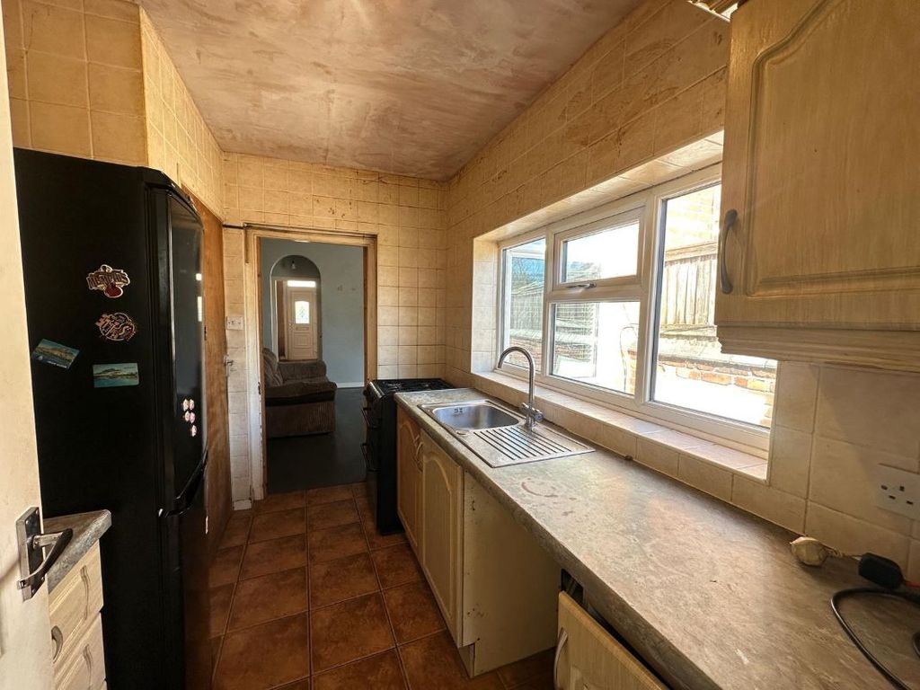 Property photo 3 of 18