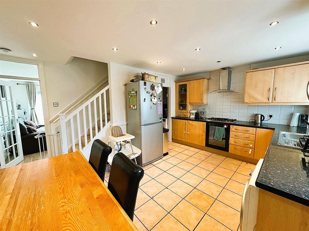 Property photo 2 of 10 1.Jpg