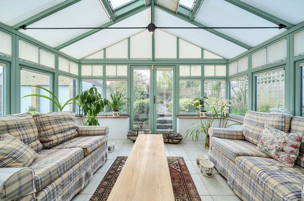 Property photo 3 of 29 1436129-5-69Dd293...