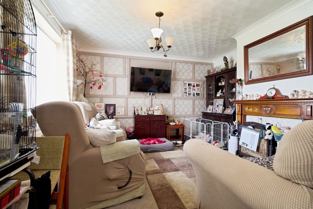 Property photo 3 of 17