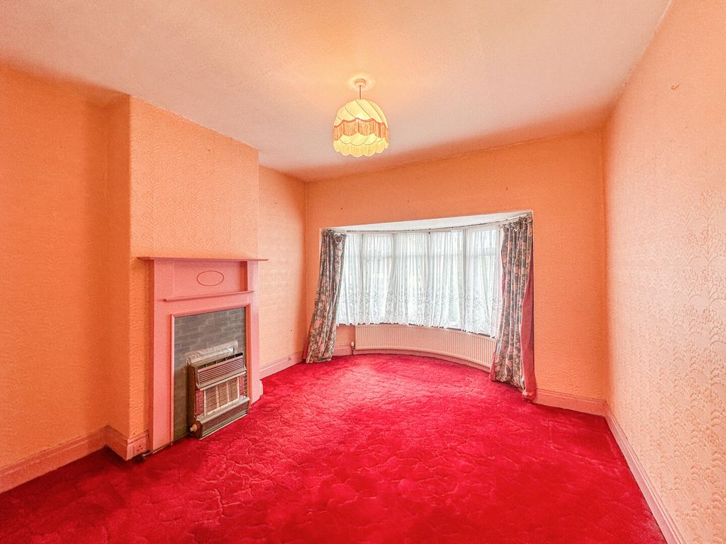 Property photo 3 of 12 Living Room