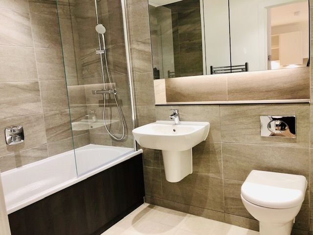 Property photo 1 of 7 1 Bed Bathroom