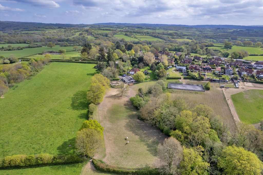 Property photo 2 of 28 Image