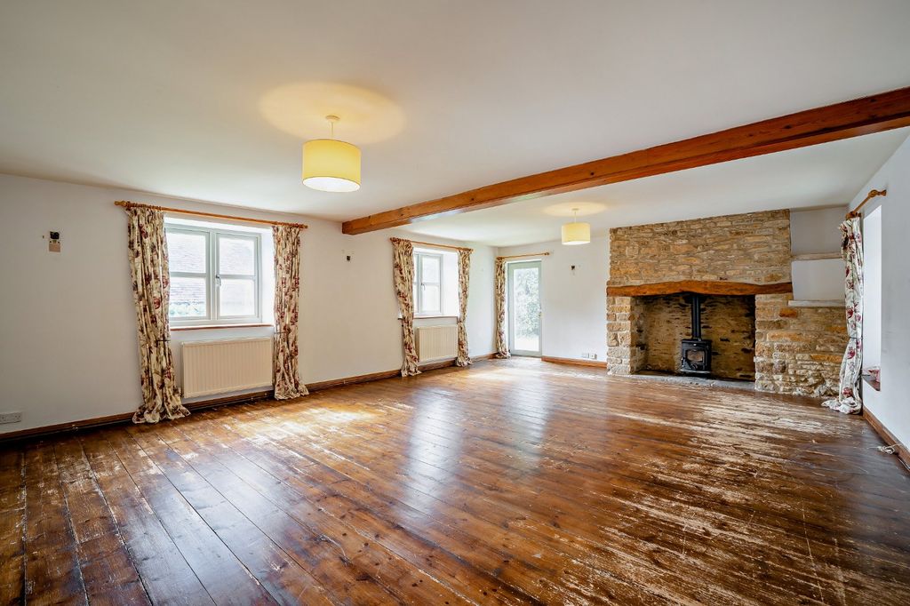 Property photo 2 of 11 Picture No. 09
