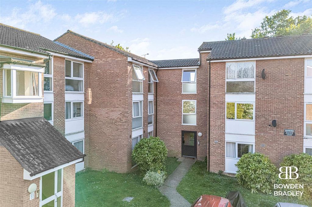 Property photo 2 of 13 Front