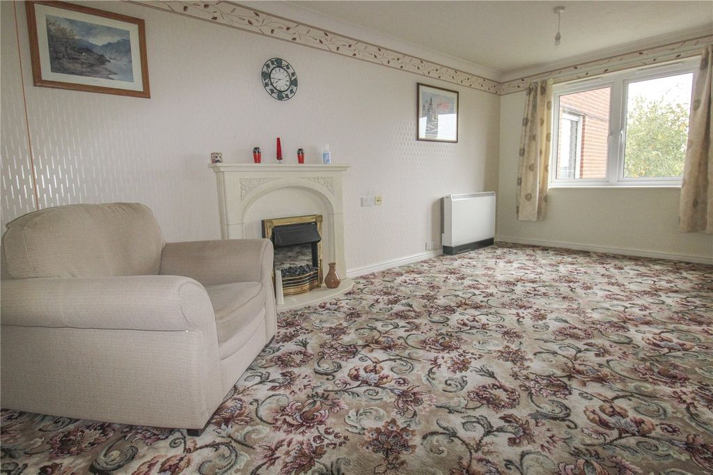Property photo 2 of 13 Picture No. 22