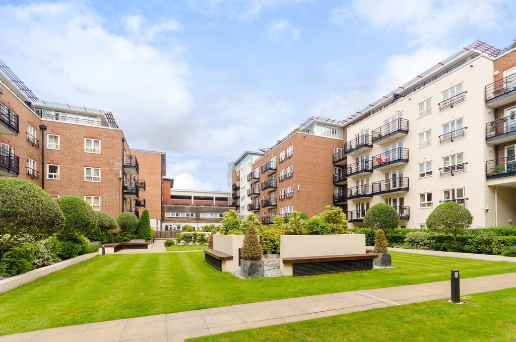 Property photo 2 of 2