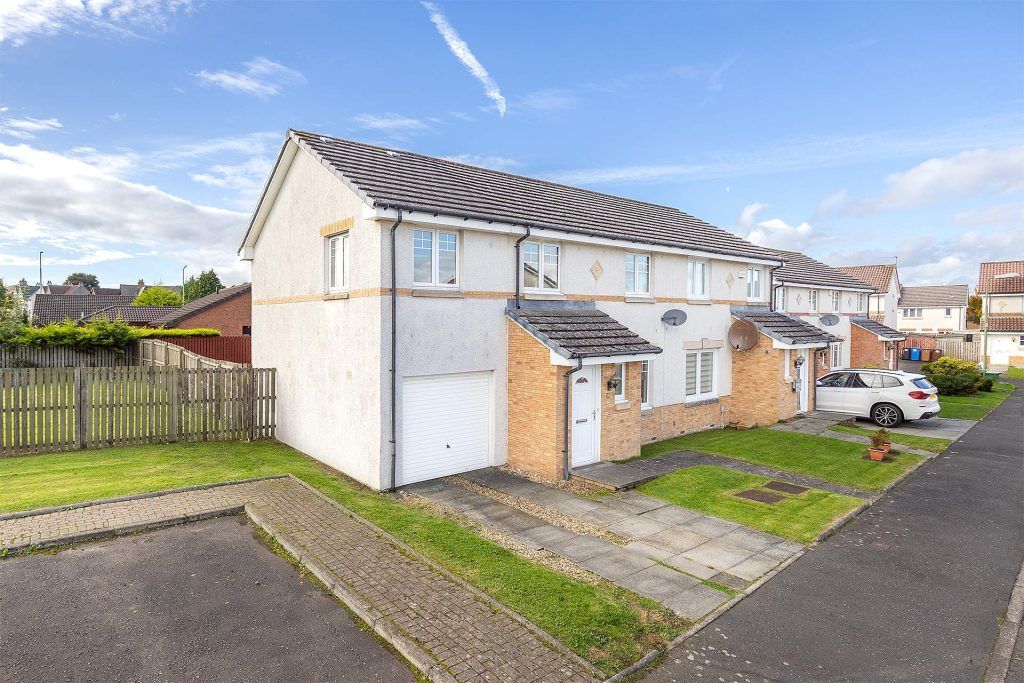 Property photo 1 of 33