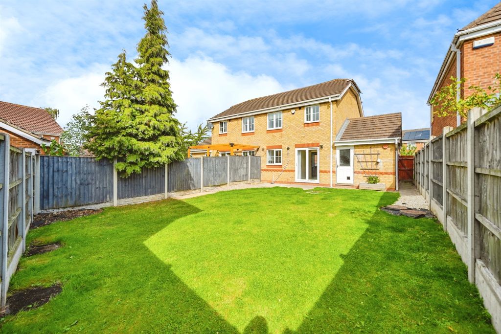 Property photo 2 of 17