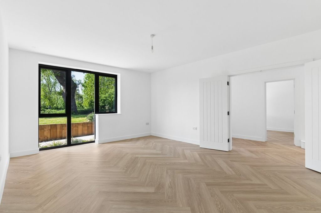 Additional image 11 of 4 bed detached house for saleKingsoak, Hitchin SG4