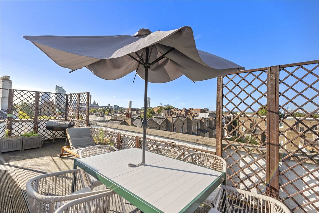 Property photo 1 of 14 Terrace