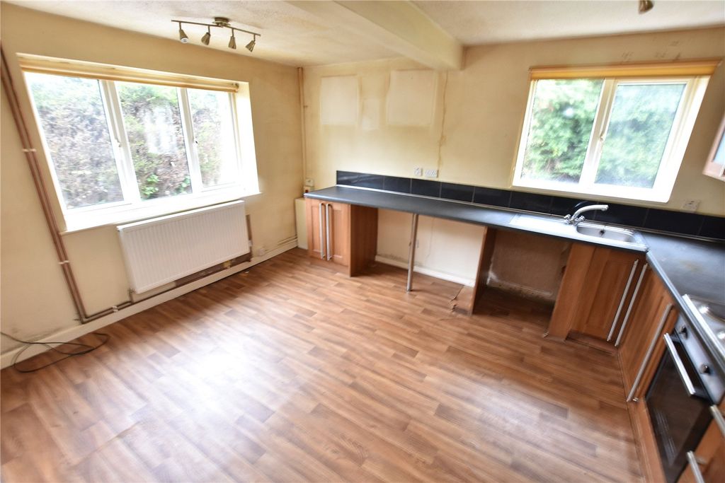 Property photo 3 of 10 Picture No. 09