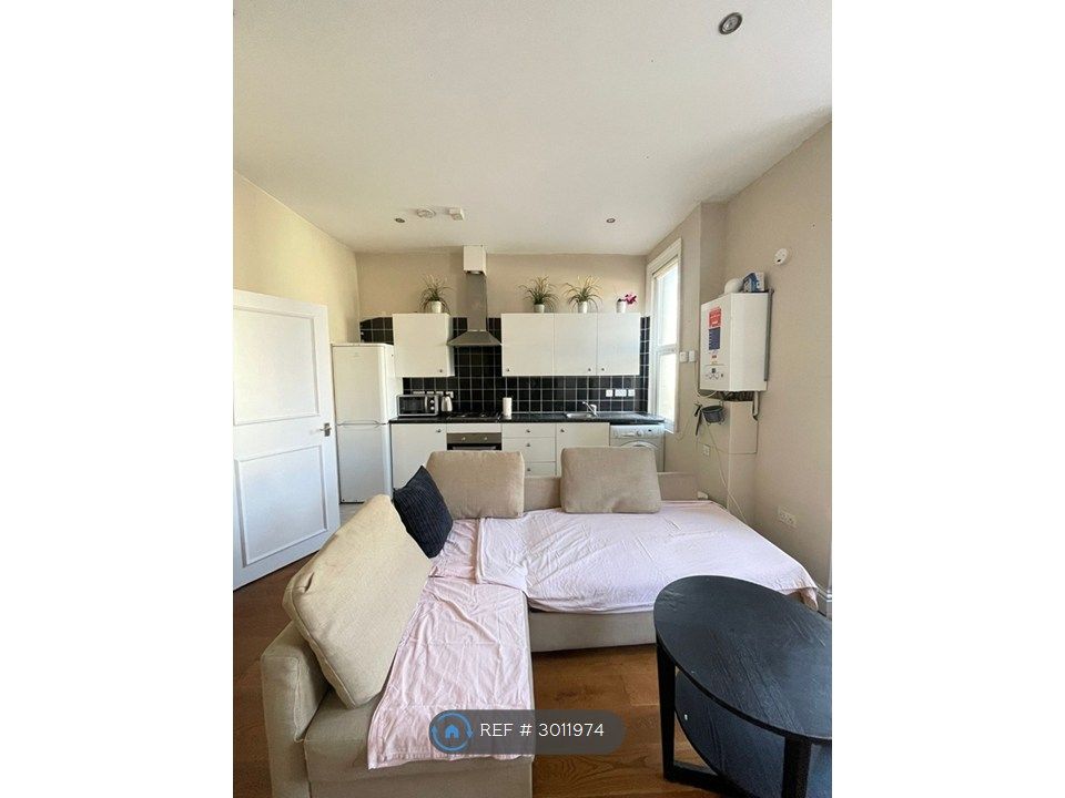 Property photo 1 of 5