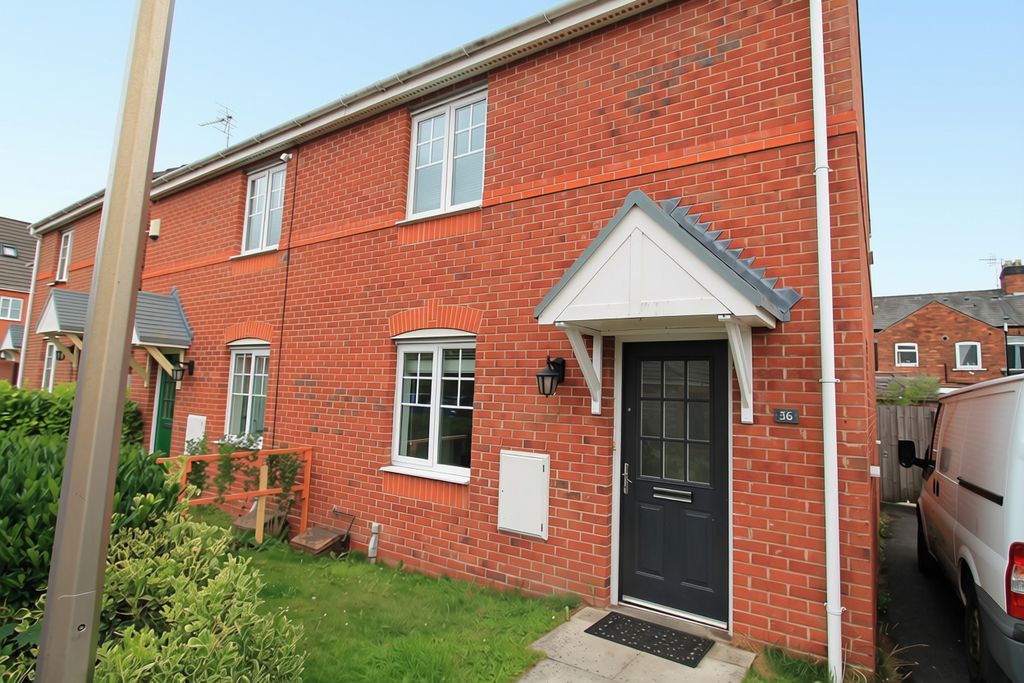 Property photo 1 of 8