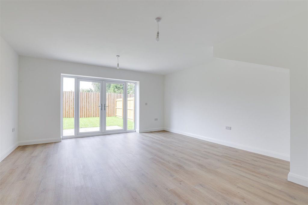 Property photo 3 of 20 3.Jpg