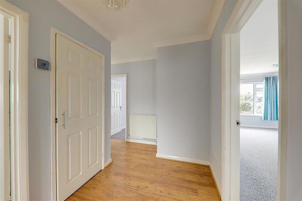 Property photo 3 of 9 Img_4494-Img_4496.Jpg