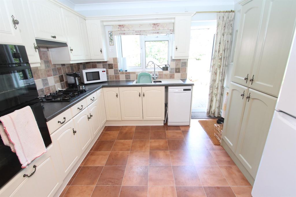 Property photo 3 of 13 Img_0190.Jpg