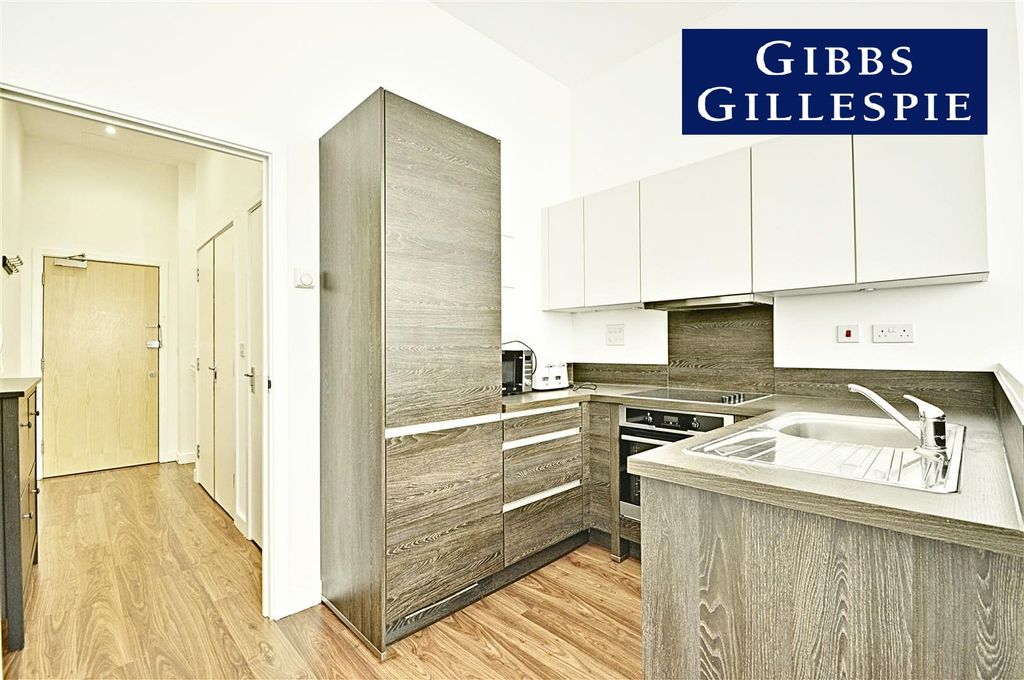 Property photo 3 of 7 3