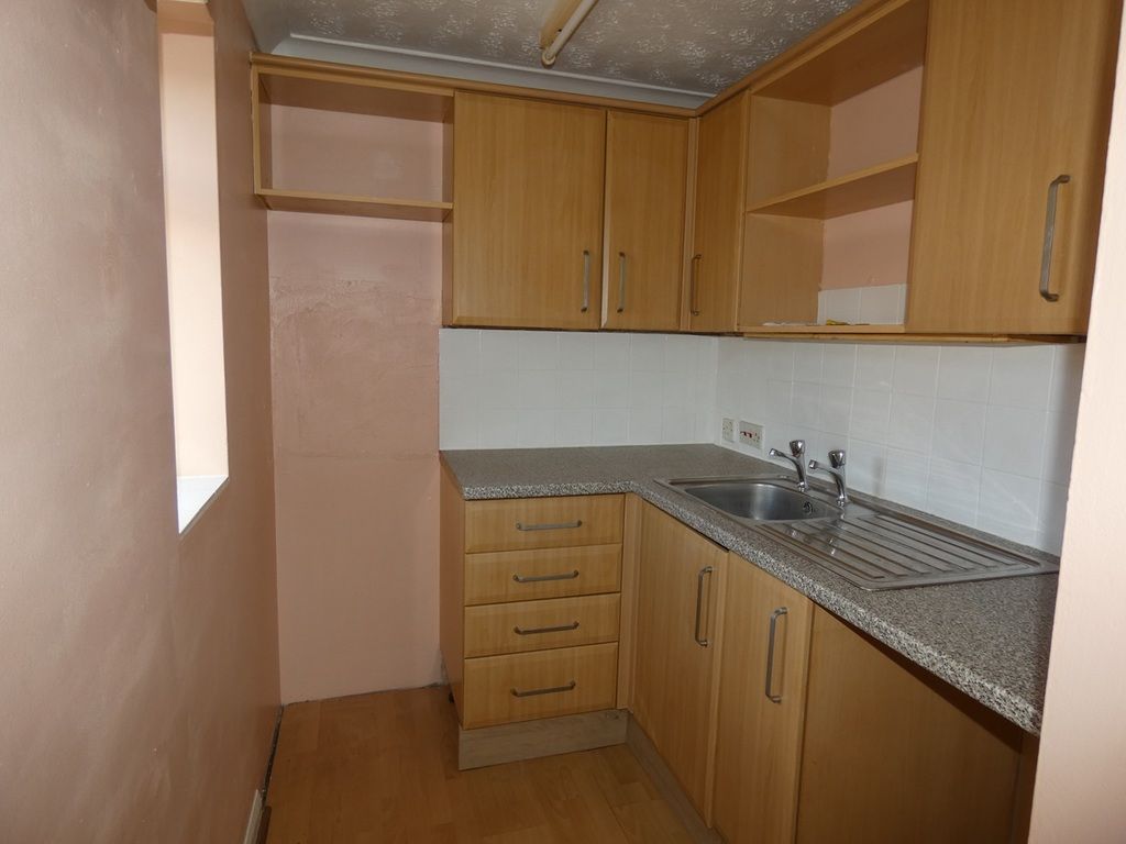 Property photo 3 of 4
