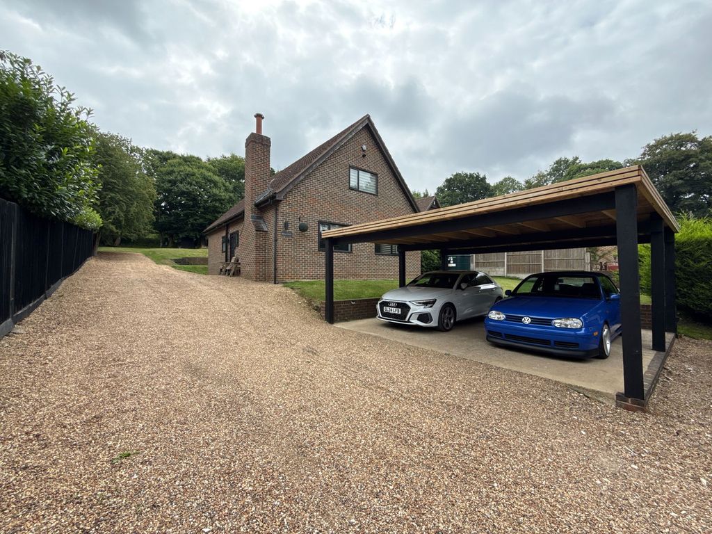 Property photo 1 of 25