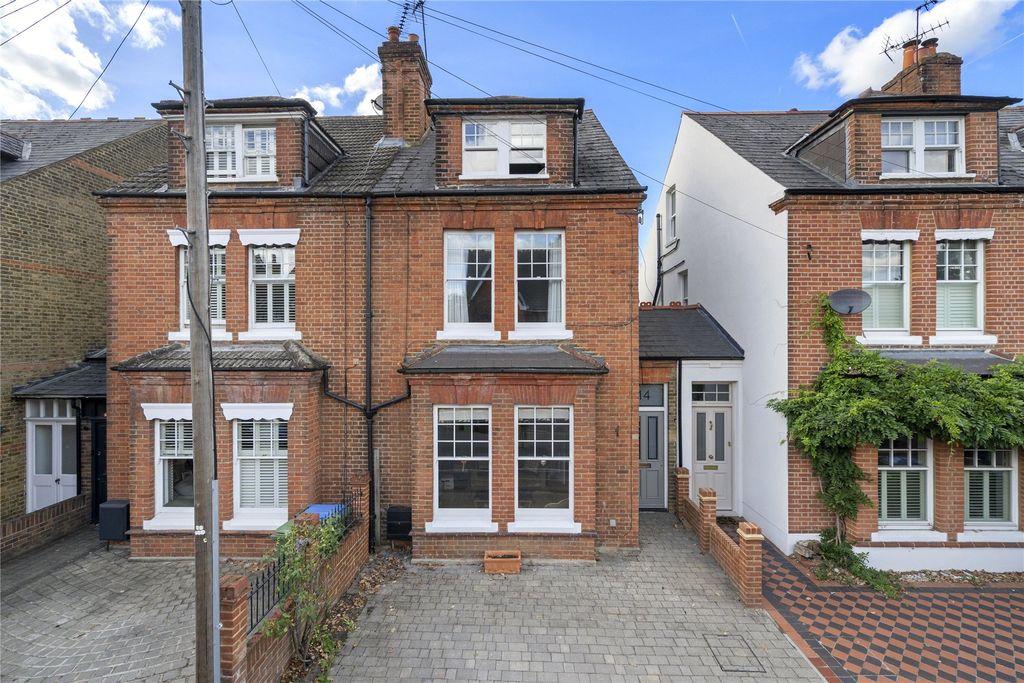 Property photo 1 of 16 Picture No. 02