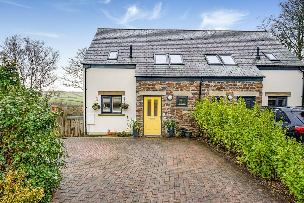 Property photo 1 of 30