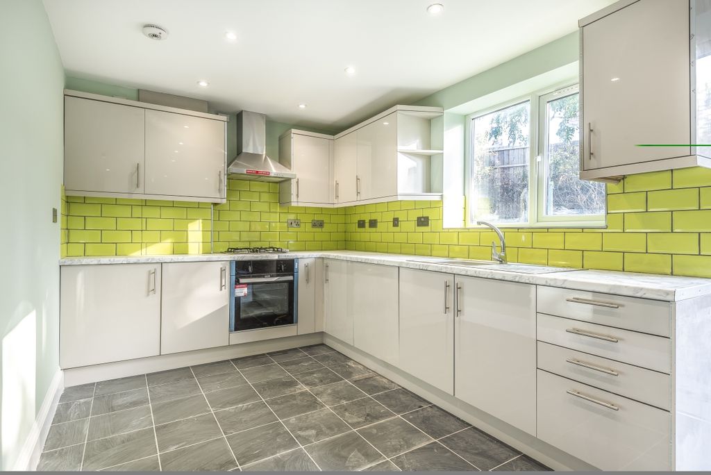 Property photo 1 of 14 548387 (4)