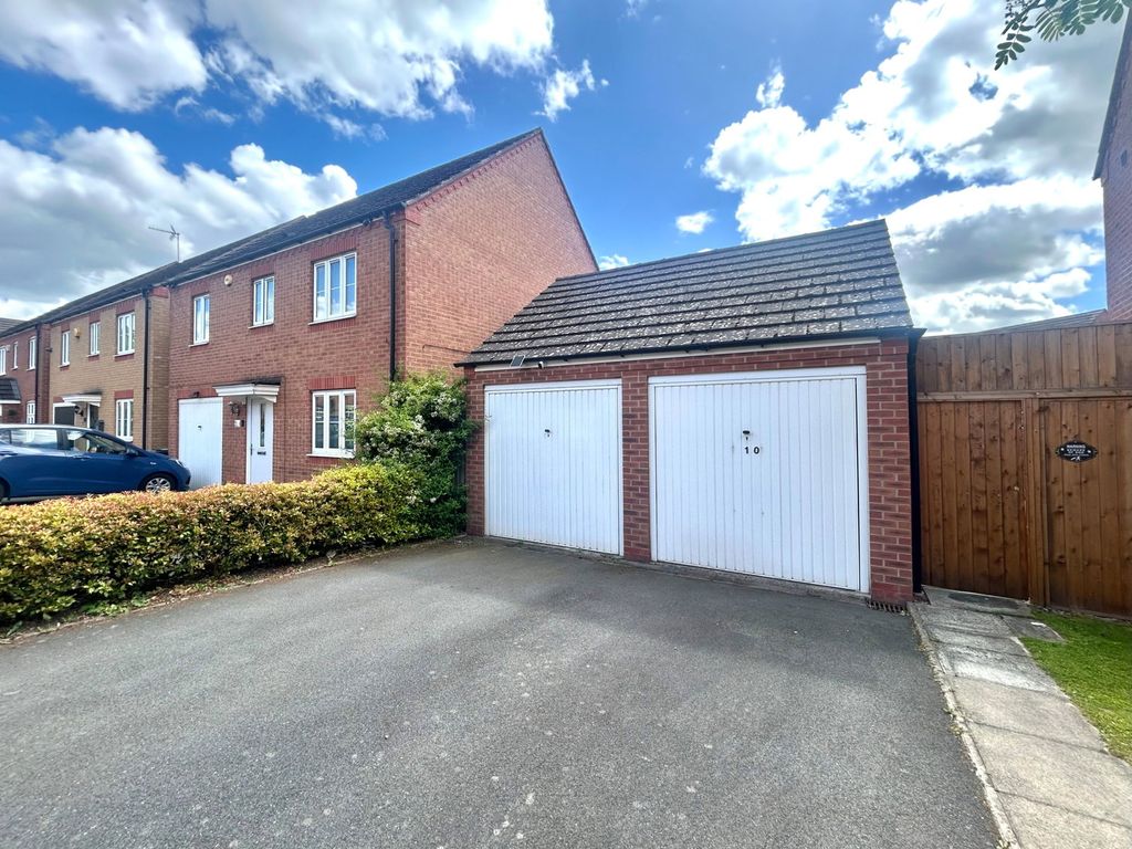 Property photo 2 of 19