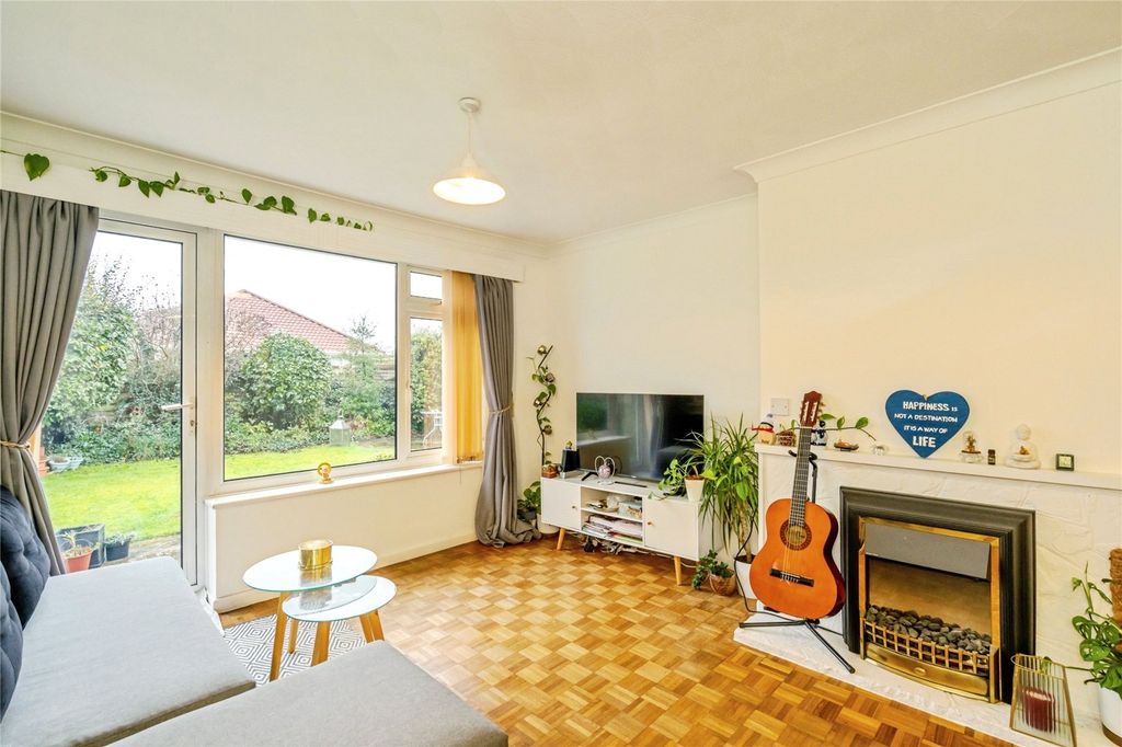 Property photo 3 of 21 Picture No. 16